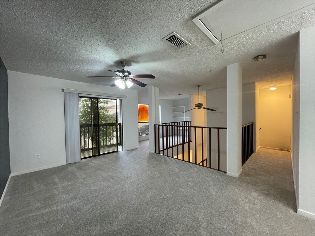 3909 Tanglewilde Street - Photo 6