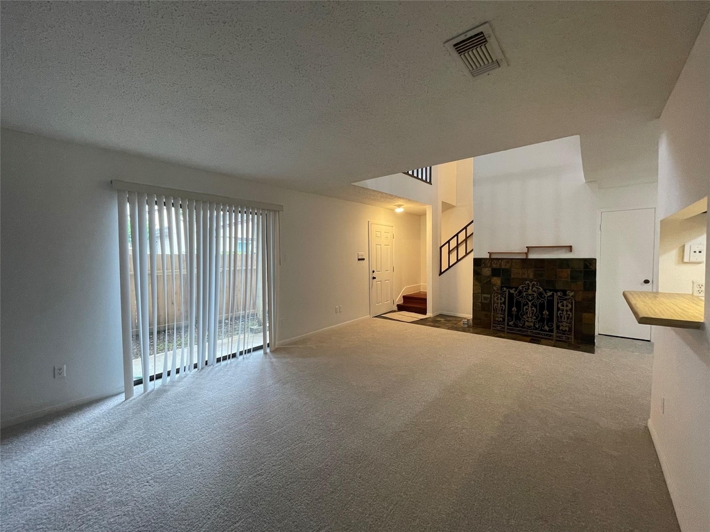 3909 Tanglewilde Street - Photo 16