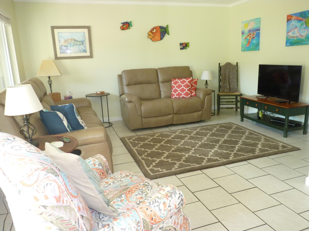 8718 Bay Court - Photo 4