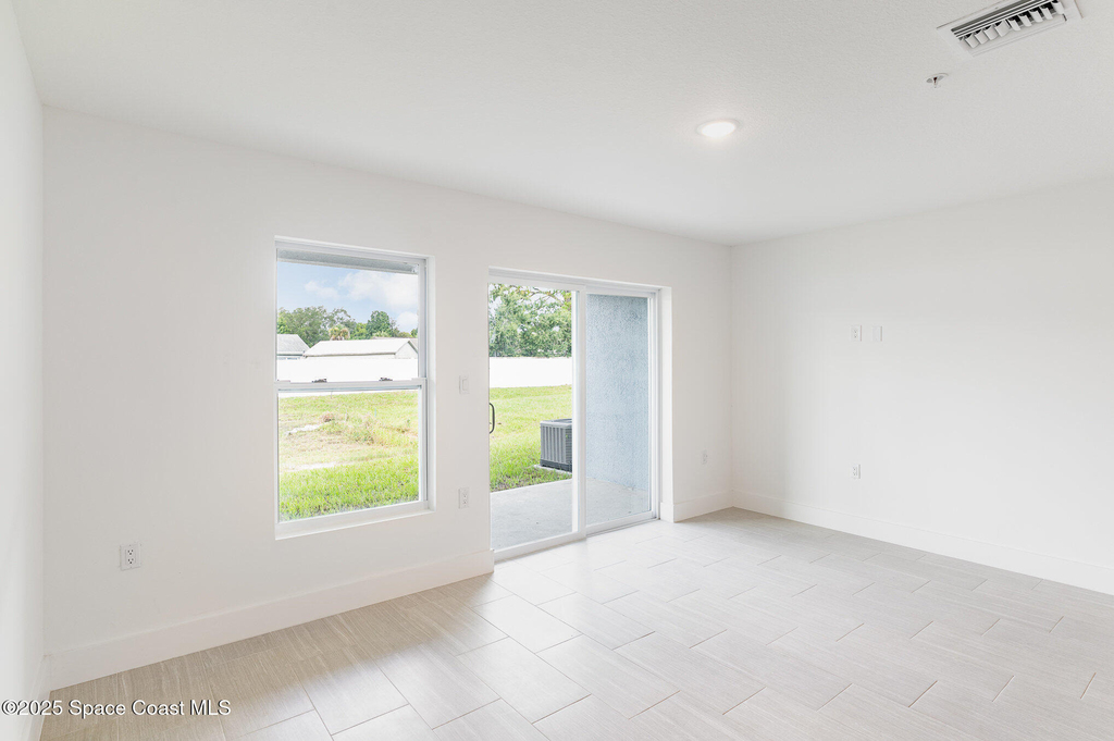 1635 Par Street Ne - Photo 19