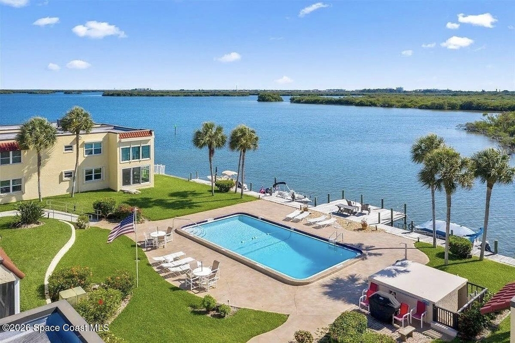 1729 Minutemen Causeway - Photo 3