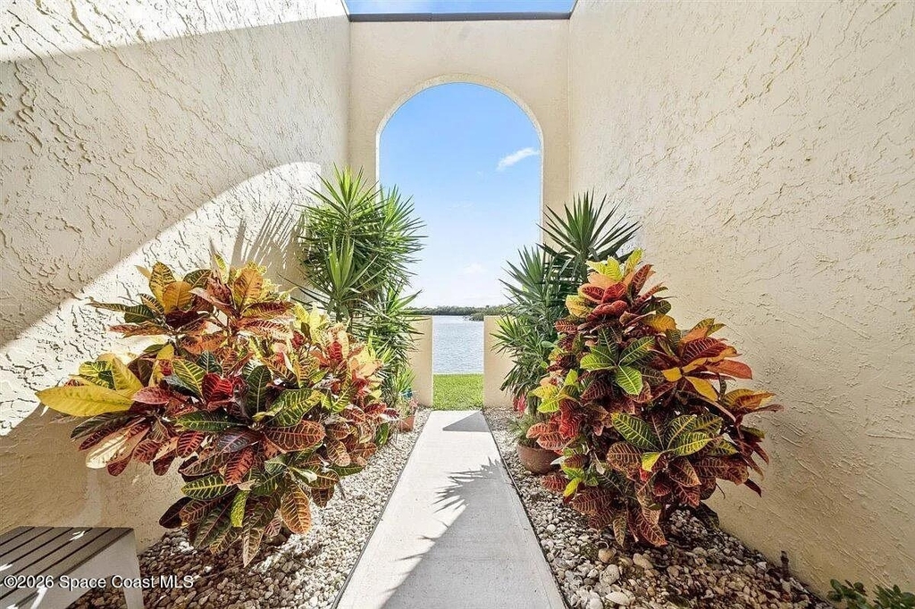 1729 Minutemen Causeway - Photo 19