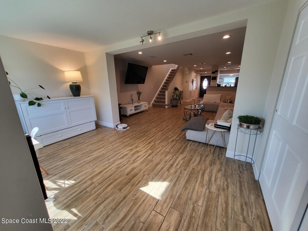 335 Paradise Boulevard - Photo 13