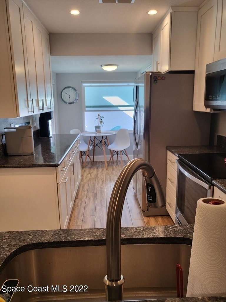 335 Paradise Boulevard - Photo 19