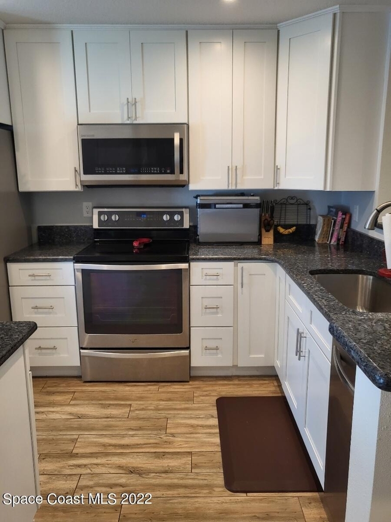 335 Paradise Boulevard - Photo 15