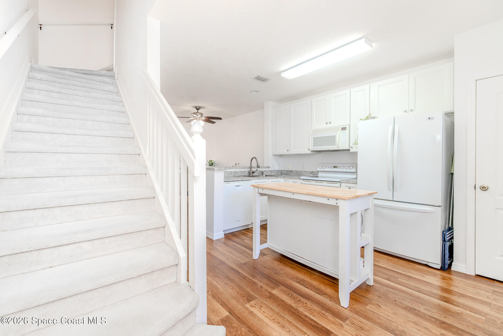 1390 Hampton Park Lane - Photo 7