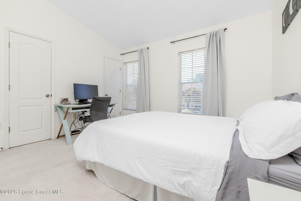 1390 Hampton Park Lane - Photo 17