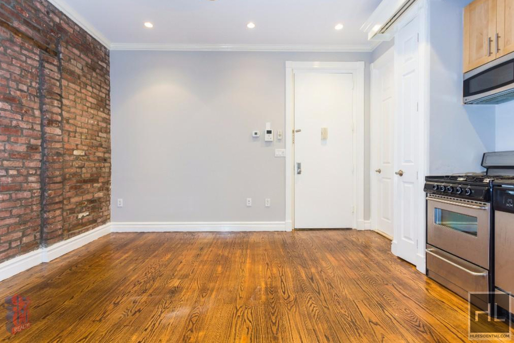 1/2 E 1st St. - Photo 2