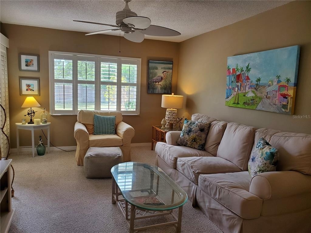 1400 Arrowhead Circle W - Photo 5