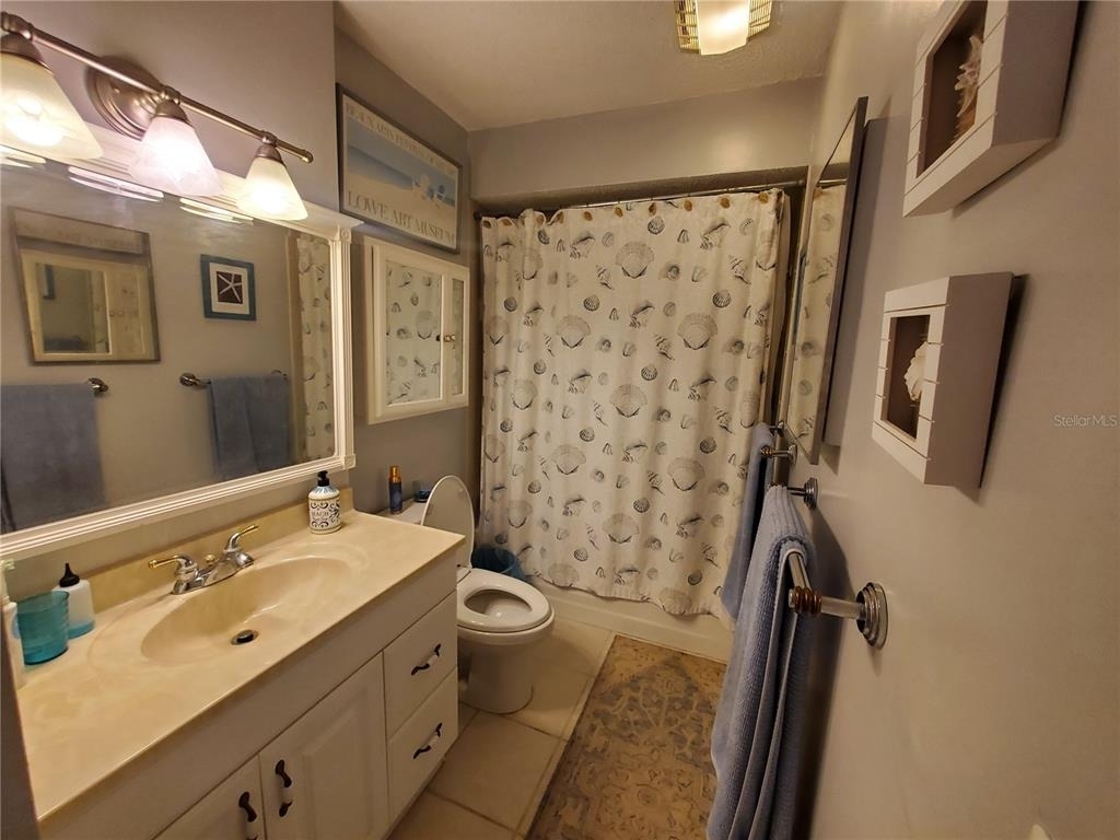 1400 Arrowhead Circle W - Photo 9