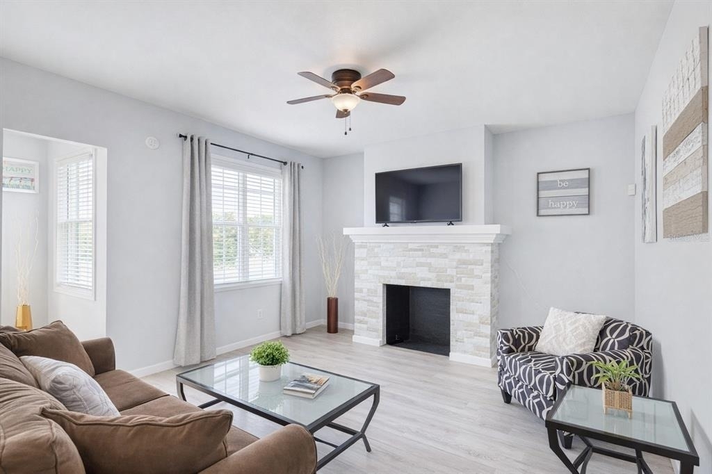 501 S Magnolia Avenue - Photo 2