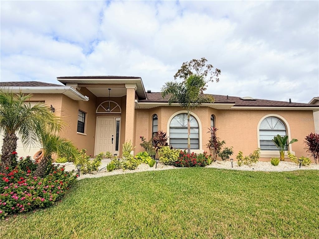 1503 Overland Drive - Photo 0