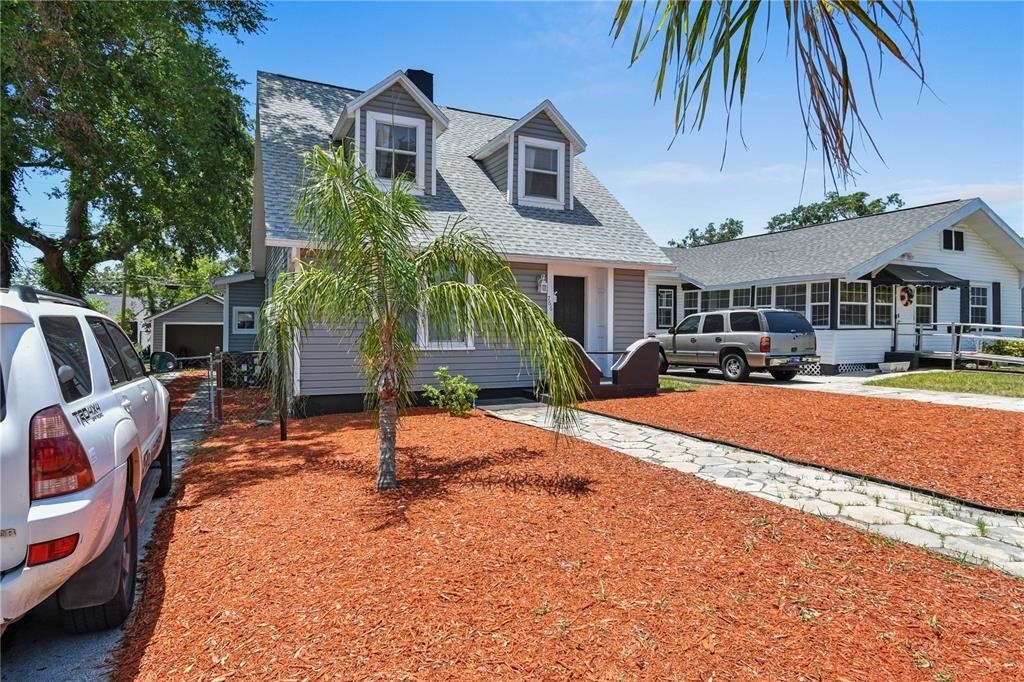 766 13th Avenue S - Photo 3