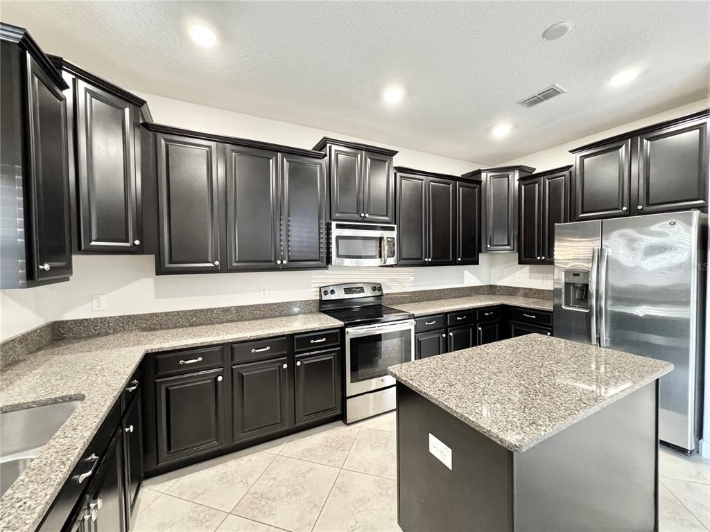 11523 Peru Springs Place - Photo 12