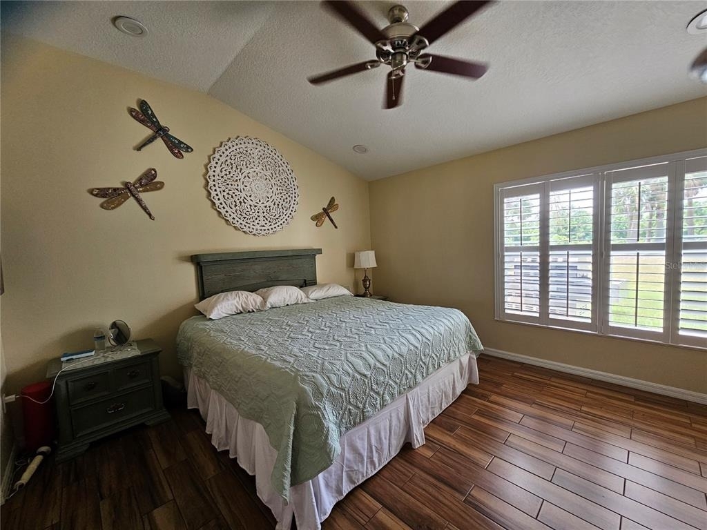 2038 Grantham Greens Drive - Photo 14