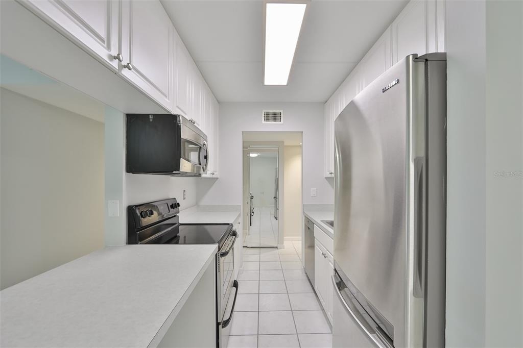3325 Bayshore Boulevard - Photo 5