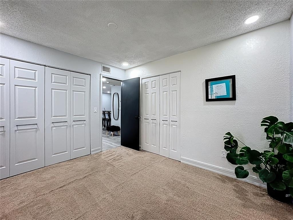 21027 Voyager Boulevard - Photo 17