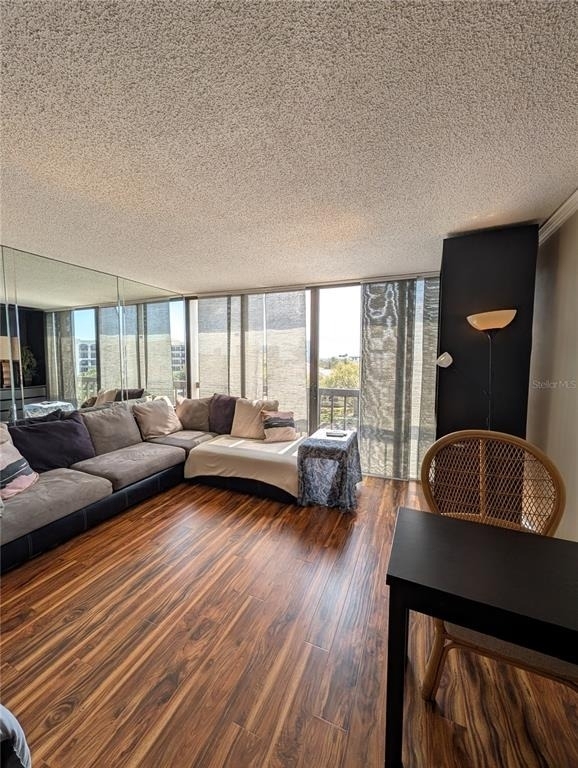 255 Dolphin Point - Photo 11