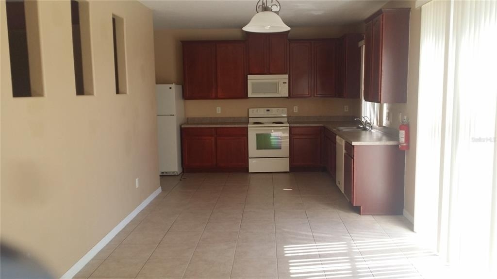 3017 Camino Real Drive S - Photo 2