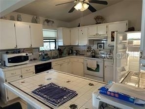 746 Maderia Court - Photo 14