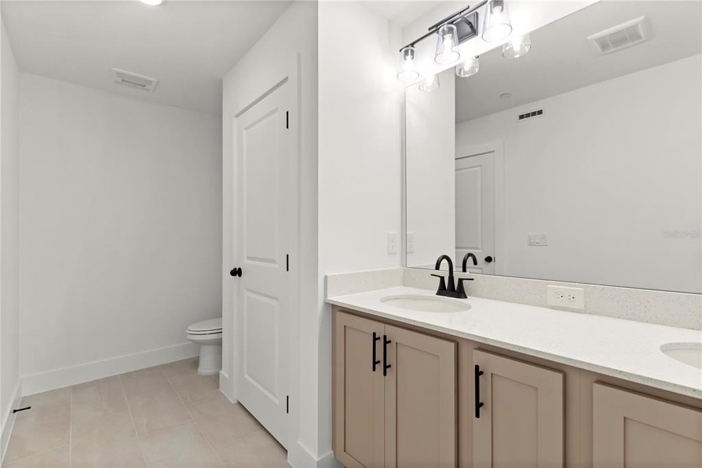 15363 Hamlin Park Drive - Photo 21