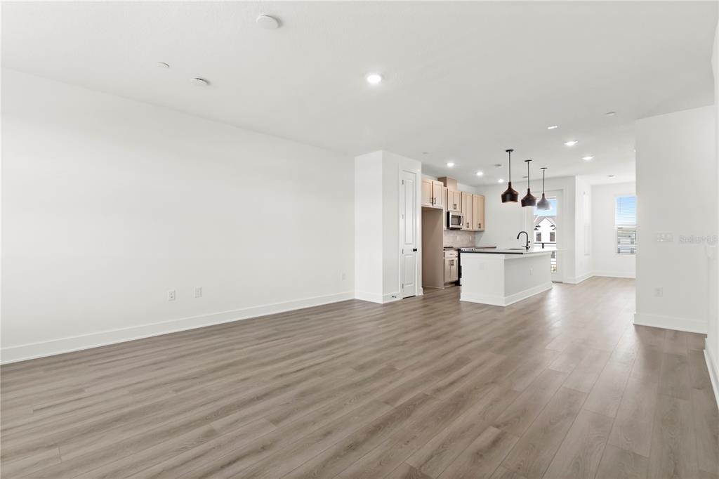 15363 Hamlin Park Drive - Photo 9