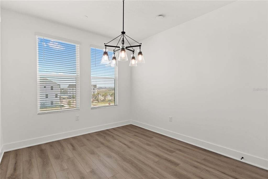 15363 Hamlin Park Drive - Photo 14