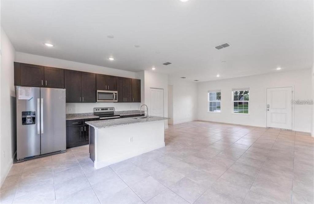 550 Marion Oaks Boulevard - Photo 1