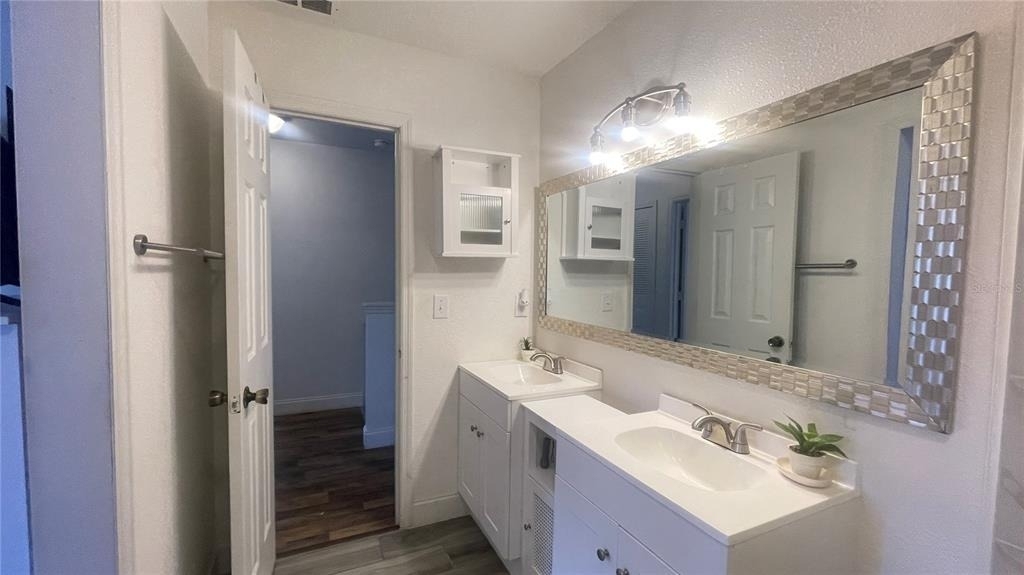1718 Silver Creek Court - Photo 17