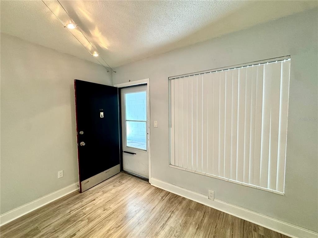825 N Primrose Drive - Photo 2