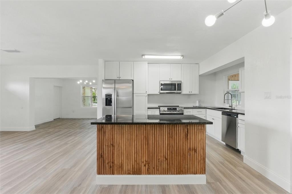 8812 Oakwood Drive - Photo 17