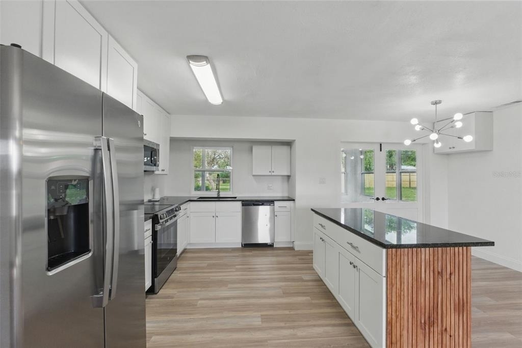 8812 Oakwood Drive - Photo 16
