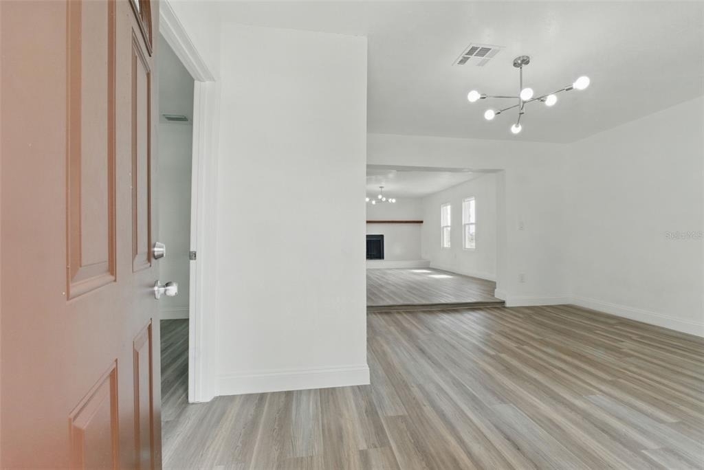 8812 Oakwood Drive - Photo 6
