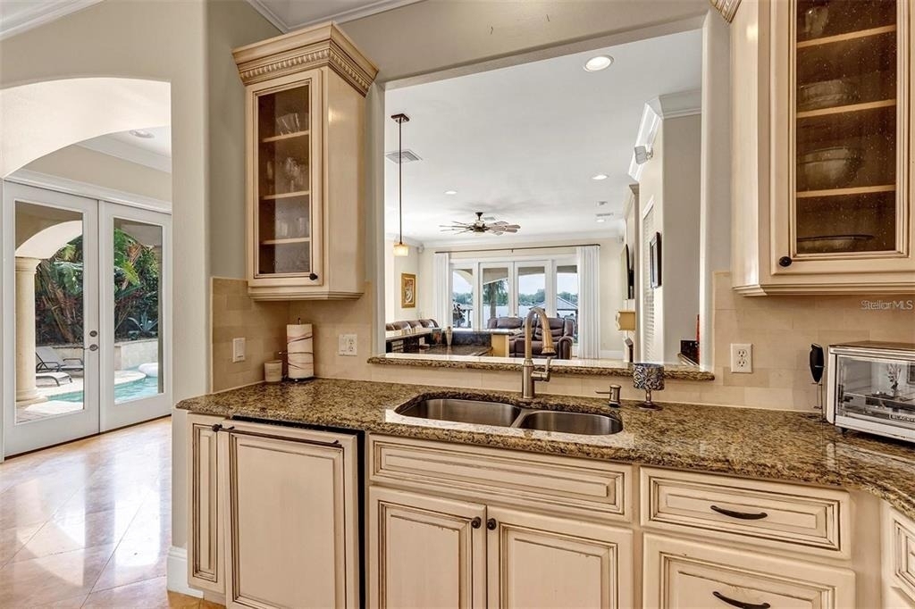 2616 N Westmoreland Drive - Photo 12