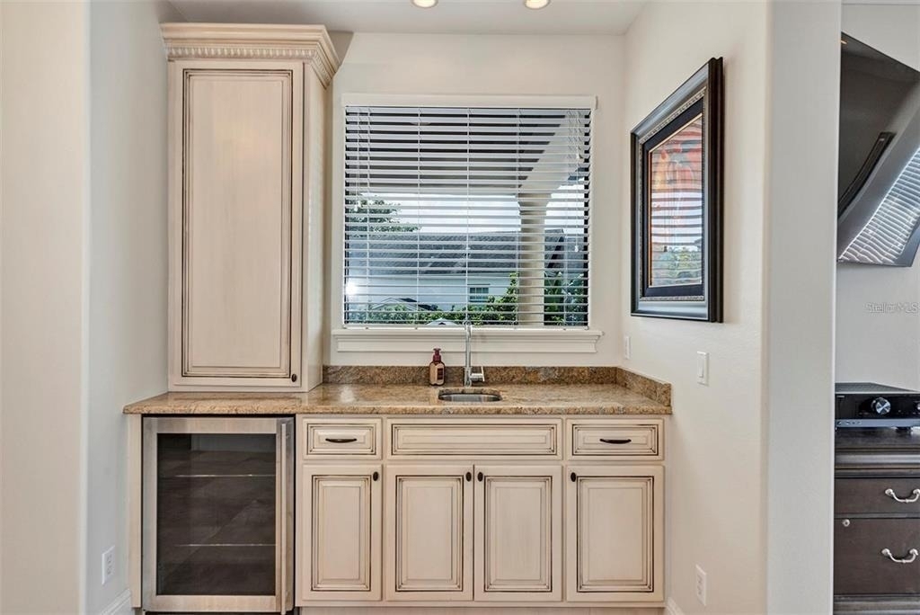 2616 N Westmoreland Drive - Photo 36