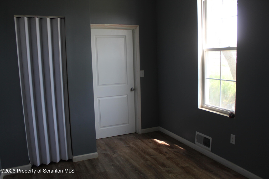 1122 Luzerne Street - Photo 8