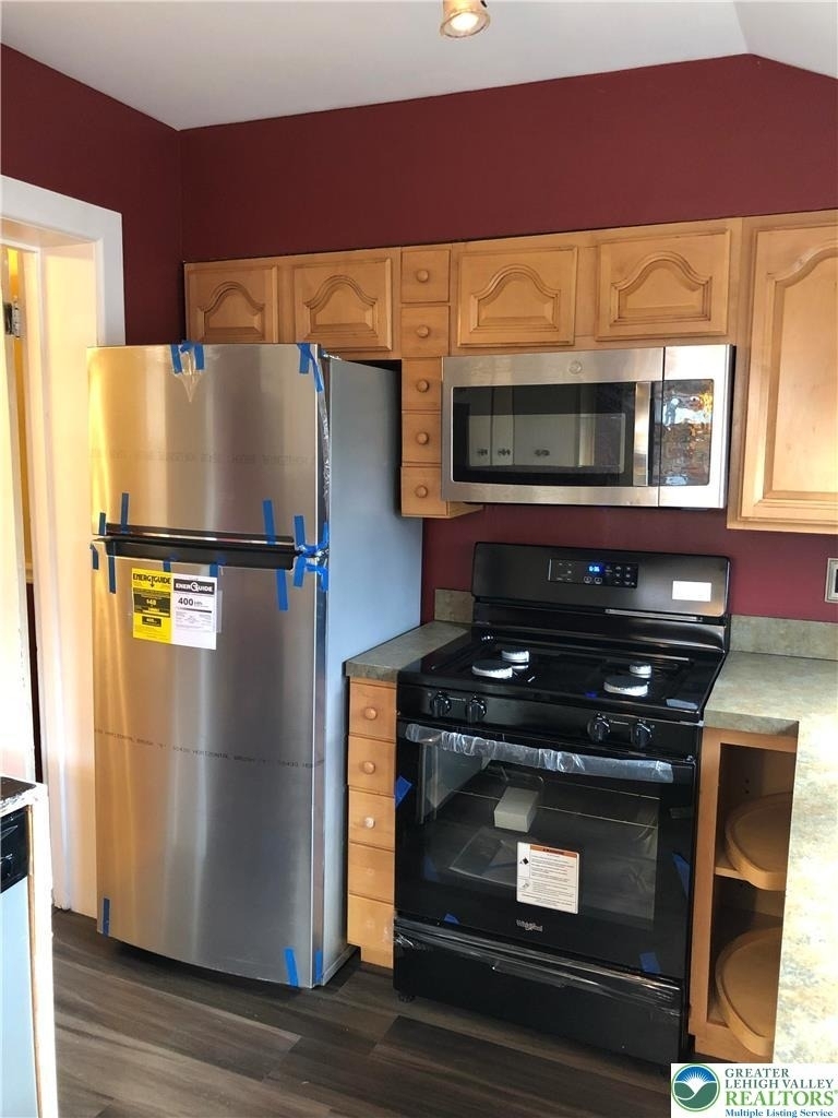 1214 Maple Street - Photo 5