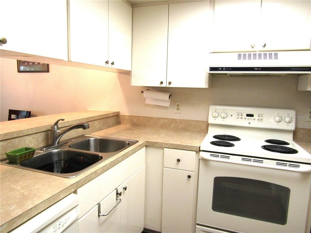 4632 Ringwood Meadow - Photo 2
