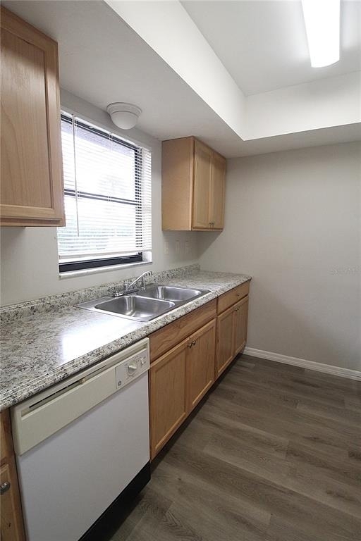 4812 27th Street W - Photo 3