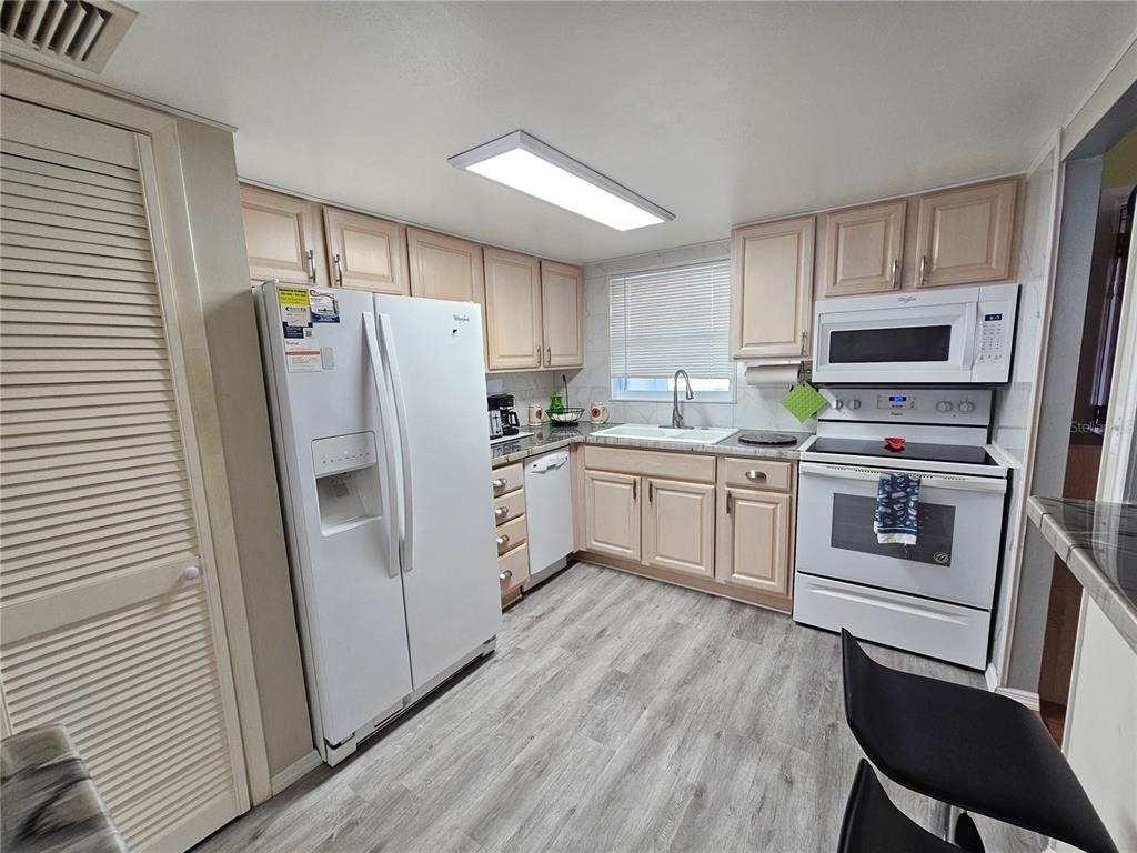 5896 Palm Lane - Photo 5