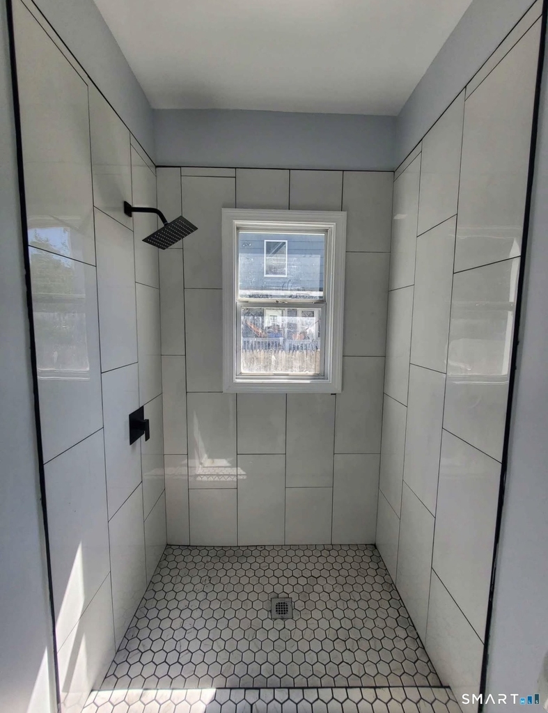 100 Horace Street - Photo 7