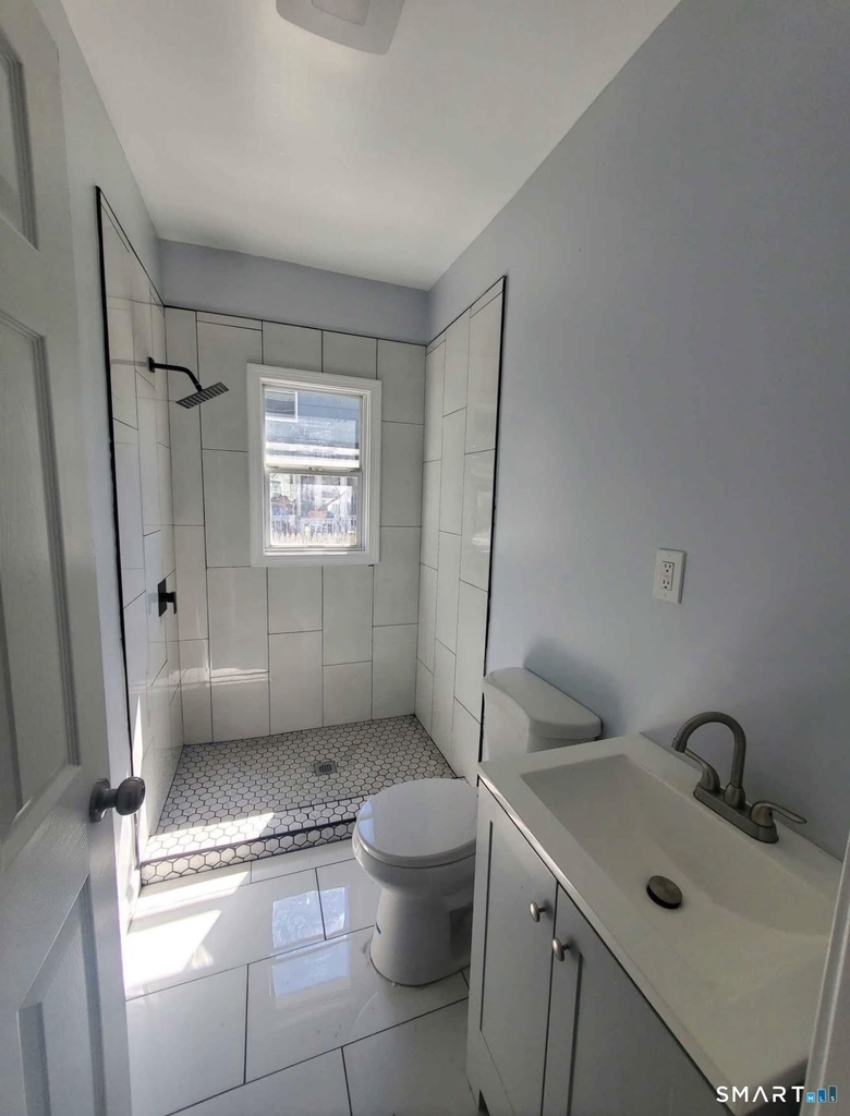 100 Horace Street - Photo 5