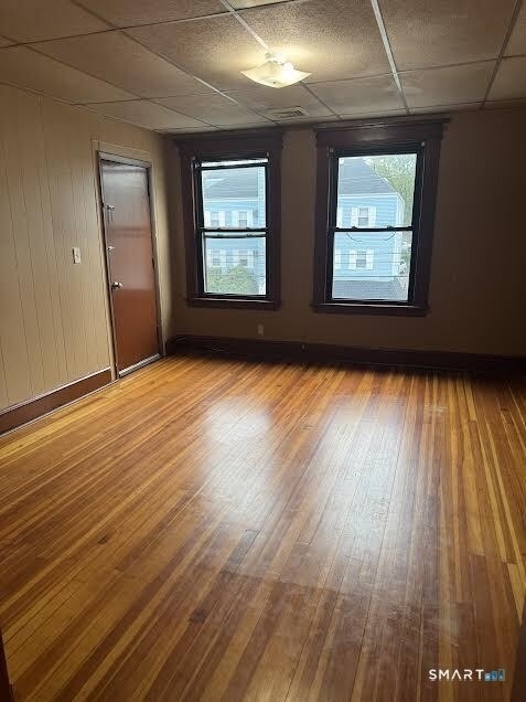 1120 Baldwin Street - Photo 1
