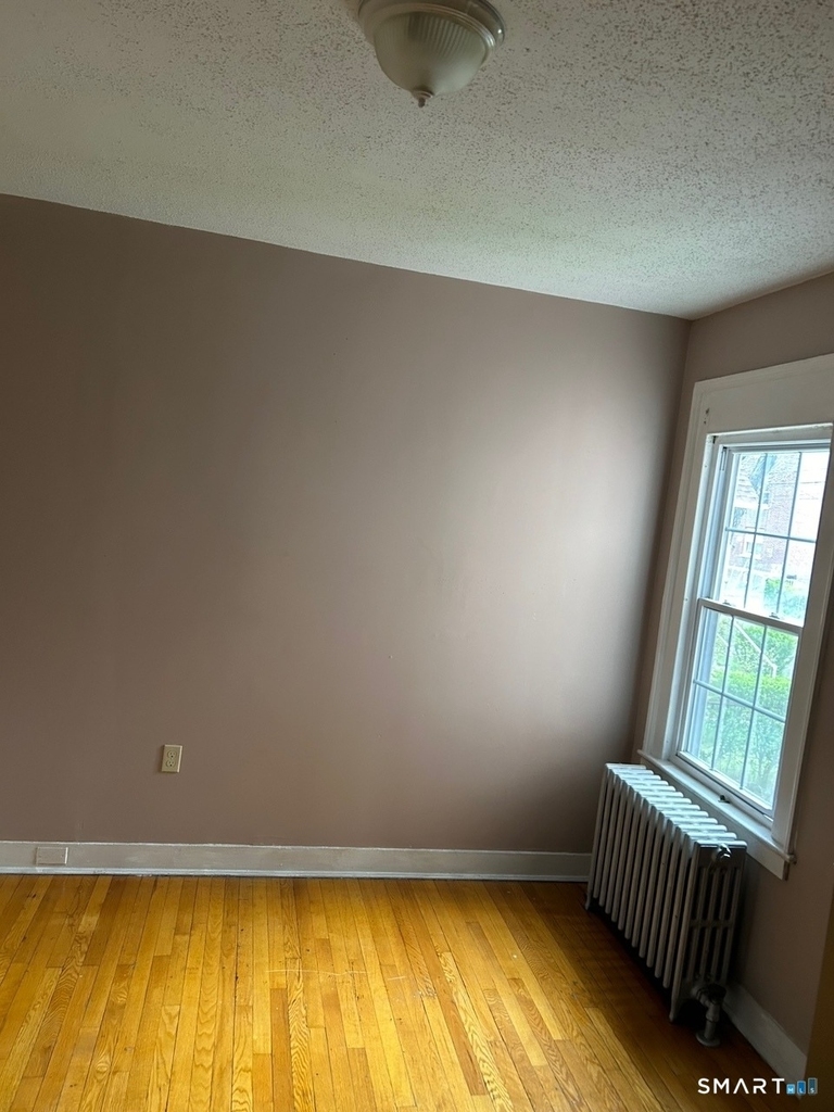 82-84 Glendale Avenue - Photo 4