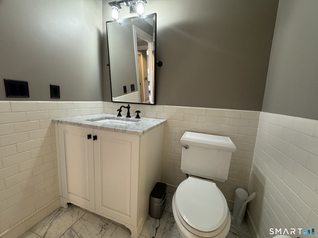 85 Memorial Road - Photo 29