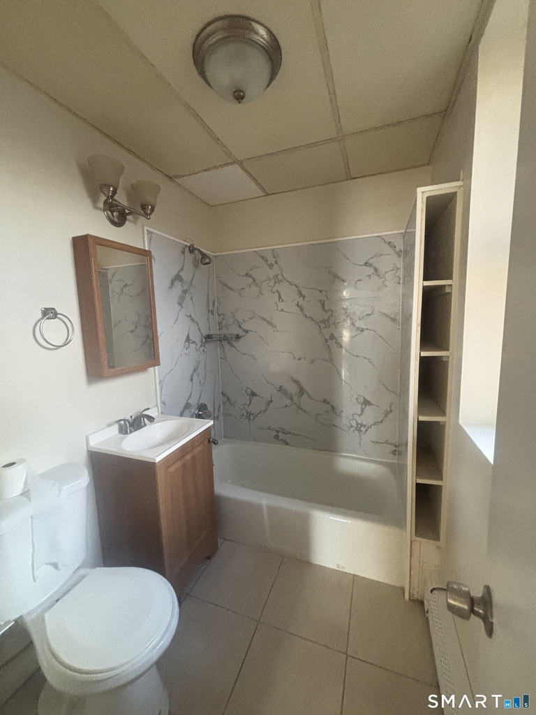 1804 Barnum Avenue - Photo 3