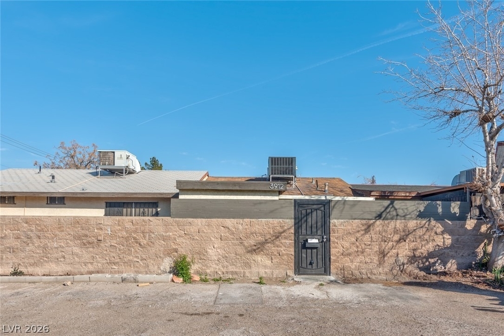 3912 Torsby Place - Photo 12