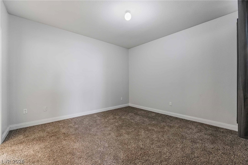 8000 Badura Avenue - Photo 10