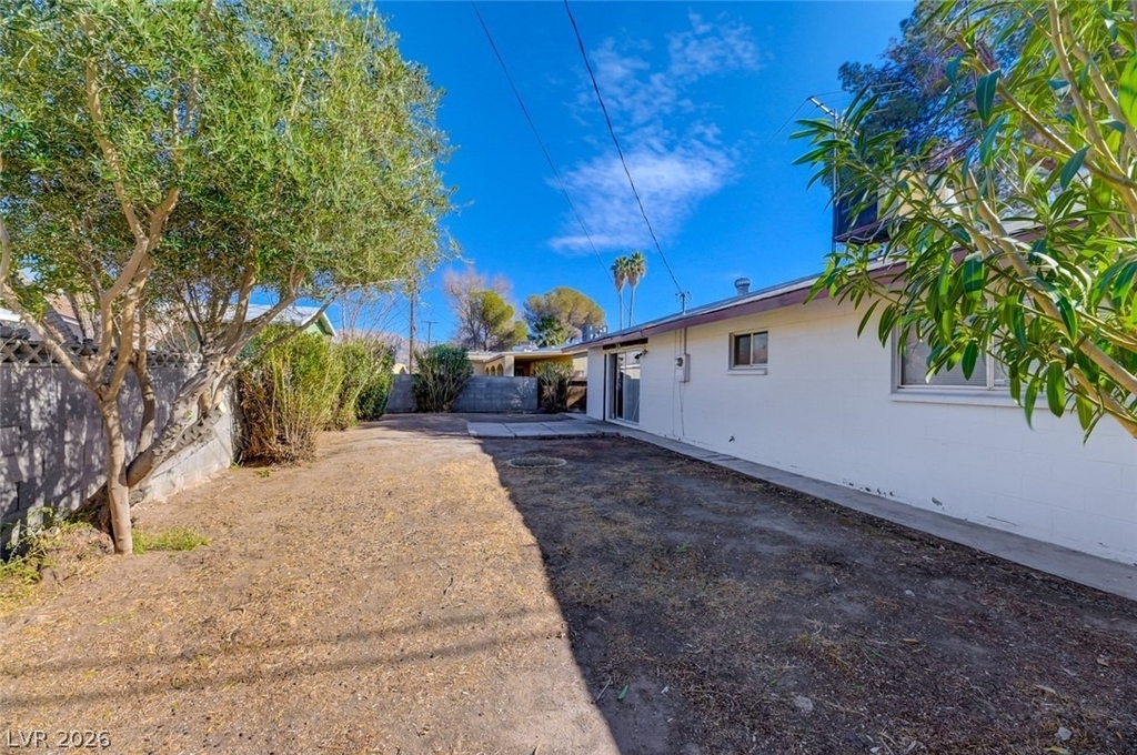 4417 Berkley Avenue - Photo 14