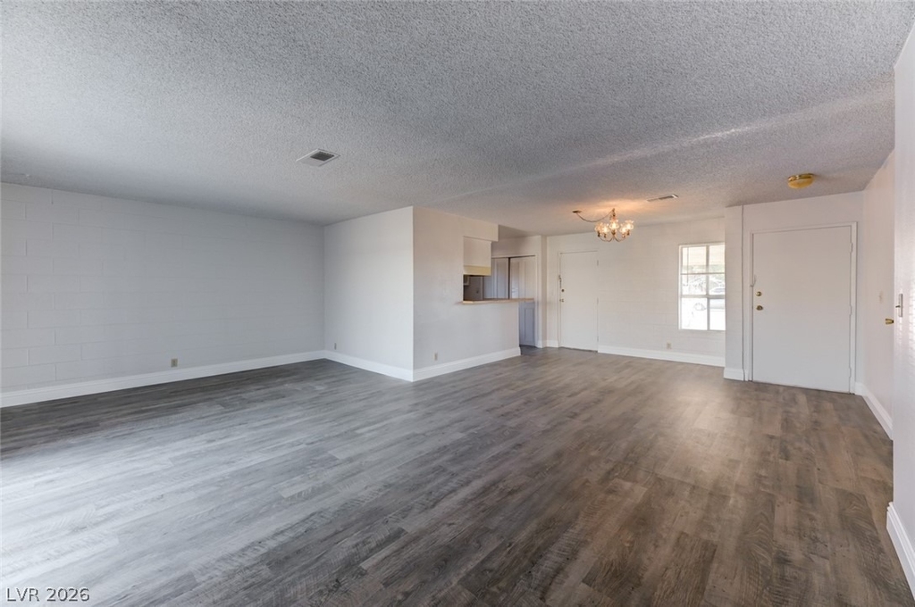 4417 Berkley Avenue - Photo 2